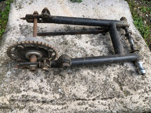 Mz Trophy 250/2 oldalkocsis hátsó lengővilla