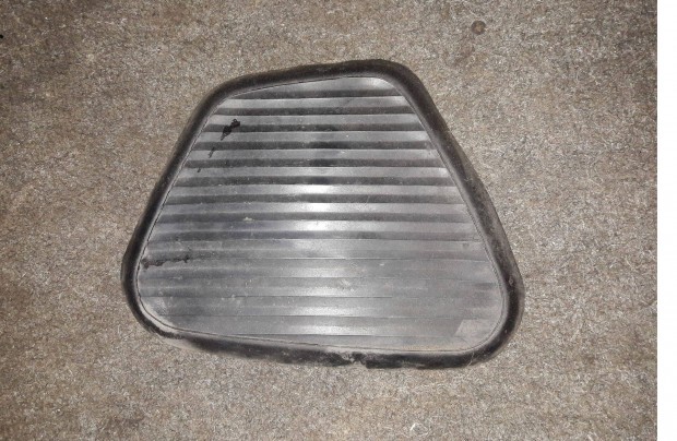 Mz Ts 125 / 150 benzintank t�rdv�d� gumi 1db ( peremre szerelhet� )