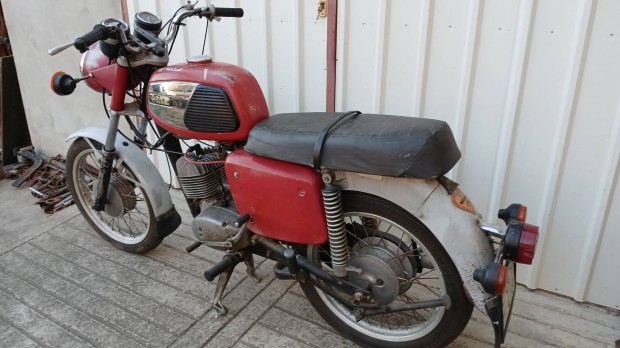 Mz ts 125 alkatrsznek elad