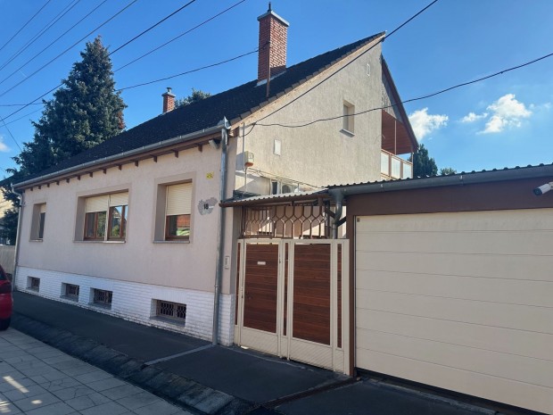 NAGYSZEBEN UTCAI CSAL�DI H�Z