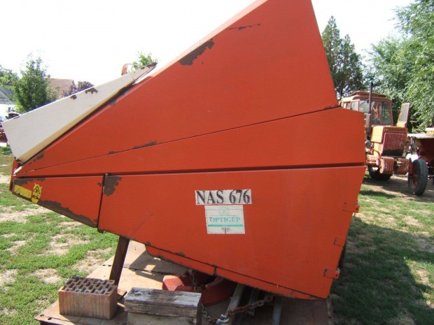 NAS 676 Napraforg Adapter