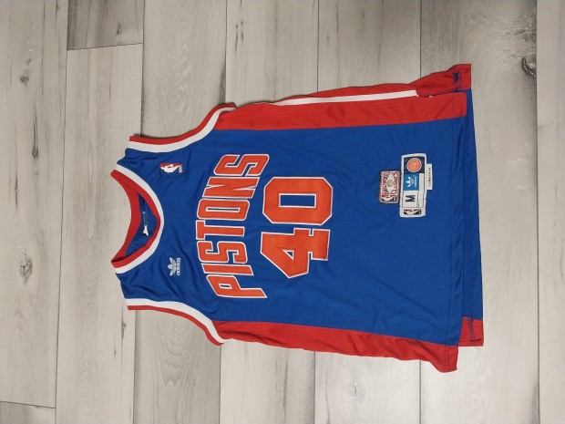 NBA Adidas Hardwood Classics kosrlabda mez Detroit Pistons