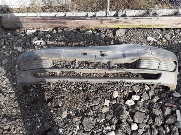 NISSAN ALMERA 1995-2000 Első Lökhárító Enyhén sérült eladó
