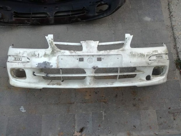 NISSAN ALMERA 2000-2006 Első Lökhárító Javított eladó