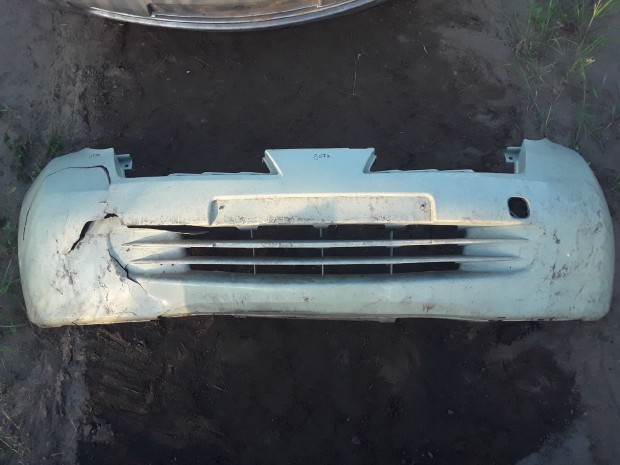 NISSAN MICRA 2003-2010 Első Lökhárító Enyhén sérült eladó