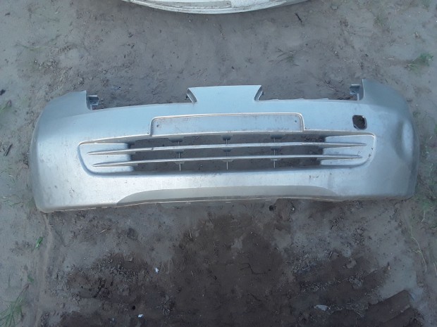 NISSAN MICRA 2003-2010 Első Lökhárító Enyhén sérült eladó