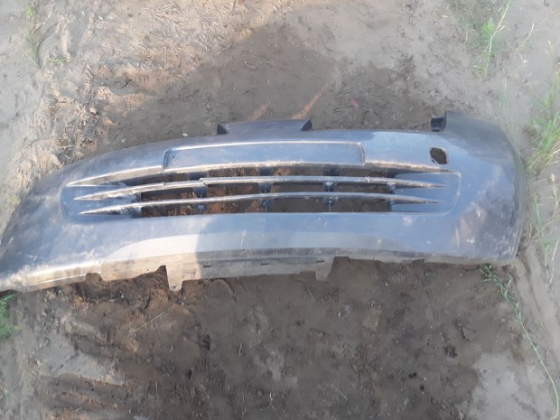 NISSAN MICRA 2003-2010 Első Lökhárító Hiányos eladó