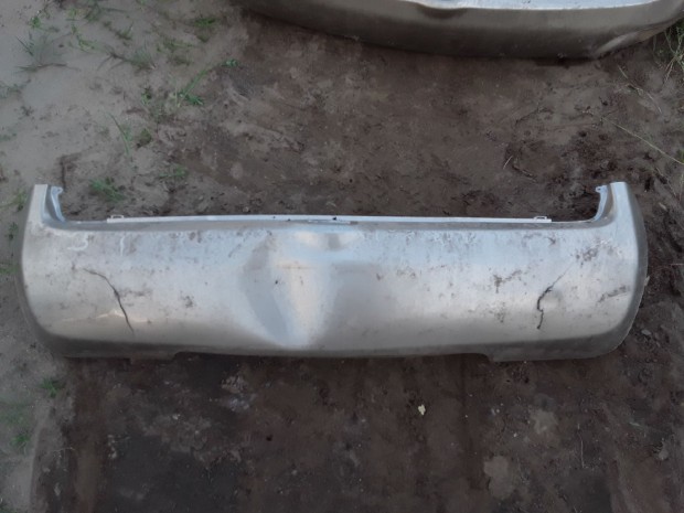 NISSAN MICRA 2003-2010 Hátsó Lökhárító Enyhén sérült eladó