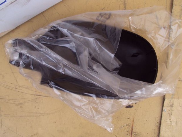 NISSAN MICRA JOBB TÜKÖR BORITÁS GYÁRI ÚJ eladó