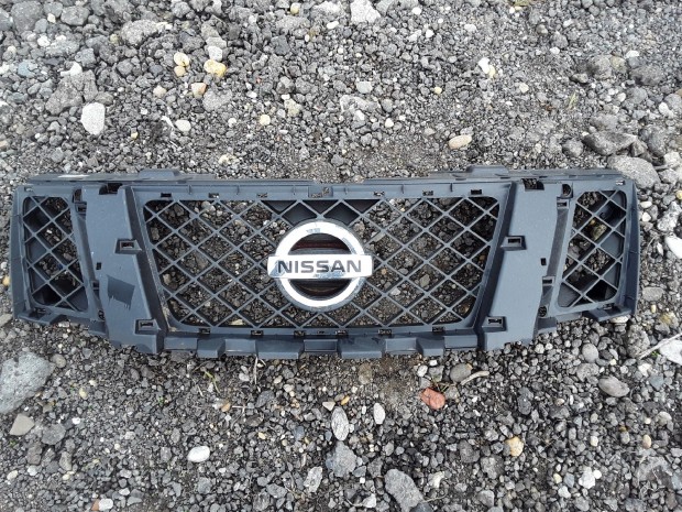 NISSAN PATHFINDER GRILL elad