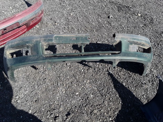 NISSAN PRIMERA 1996-1999 Első Lökhárító Hiányos eladó