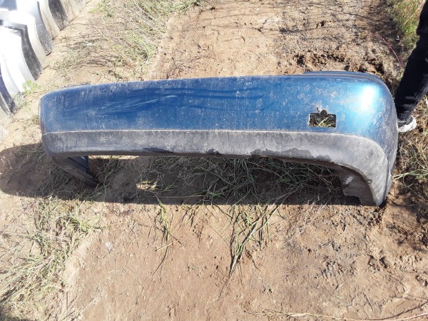 NISSAN PRIMERA 1996-2002 Hátsó Lökhárító Bontott eladó