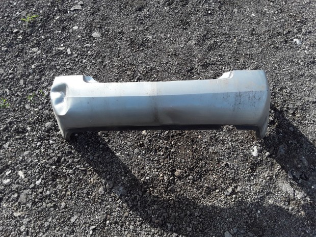 NISSAN PRIMERA 2002-2008 Hátsó Lökhárító Enyhén sérült eladó