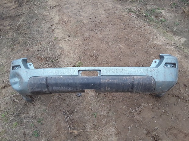 NISSAN X-TRAIL 2001-2007 Hátsó Lökhárító Enyhén sérült eladó