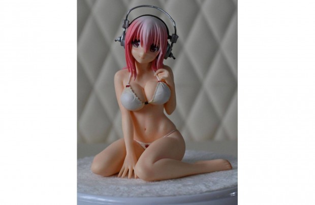 NITRO Super Sonico Frdruha ver. 1/7 Manga Figura