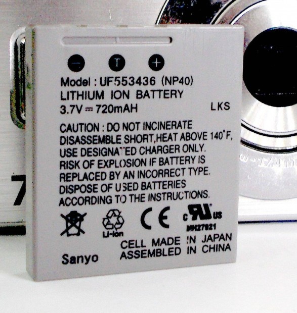 NP-40 Lithium-Ion Battery (3.6v 720mAh)