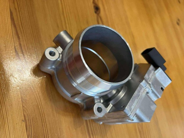 NRF fojtószepház Audi VW 3.0D 06- 4E0145950