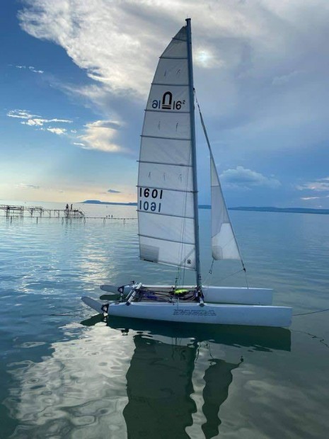 Nacra 5.0 katamarn