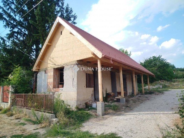 Nadapi eladó 48 nm-es ház
