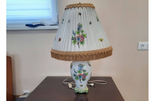 Nagy 74 cm-es Herendi Viktória mintás porcelán lámpa ernyővel eladó!