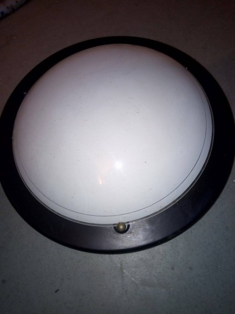Nagy fekete UFO lmpa 38cm