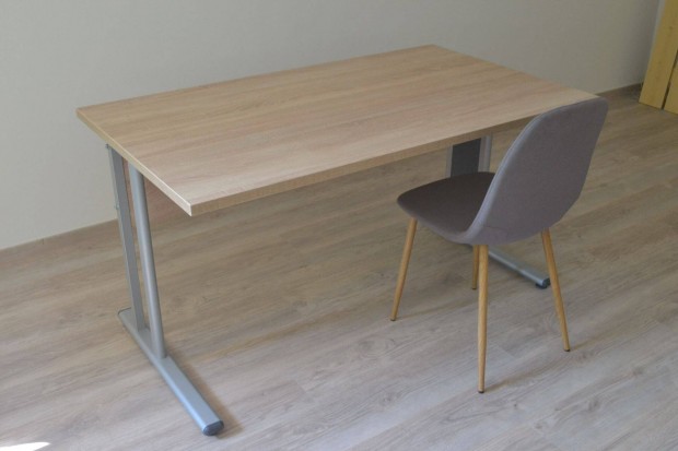 Nagy íróasztal irodai asztal fém lábbal 2 személyes 140x80cm