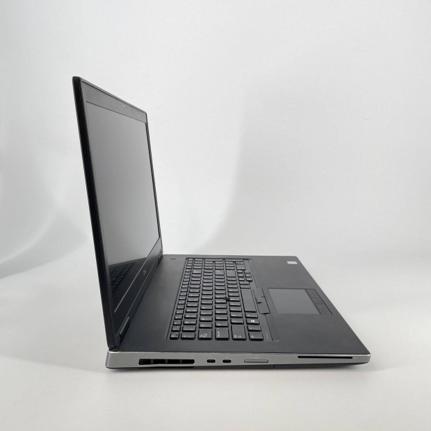 Nagy kpernys Dell laptop elad Core i7-8750H 32 GB DDR4 memria