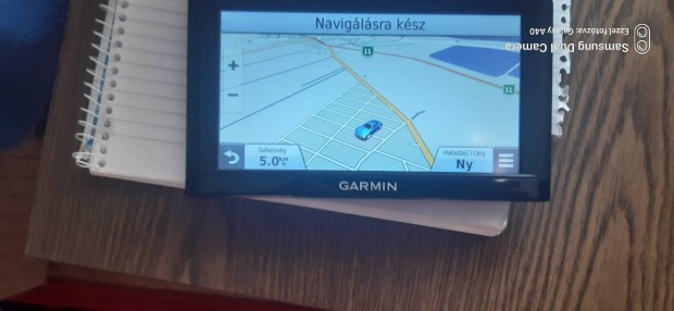 Nagy kijelzs garmin GPS 