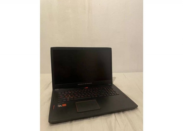 Nagy kijezős gamer Asus ryzen rog laptop eladó 480 GB M.2 SSD + 1 TB
