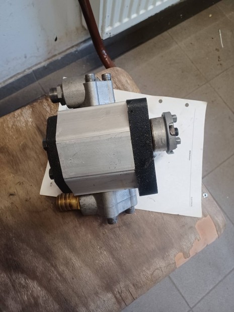 Nagy liter teljestmny hodraulika szivatty.