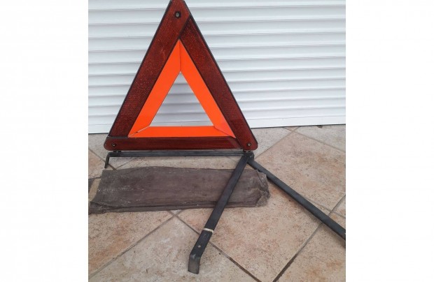 Nagy mret, stabil elakadsjelz hromszg