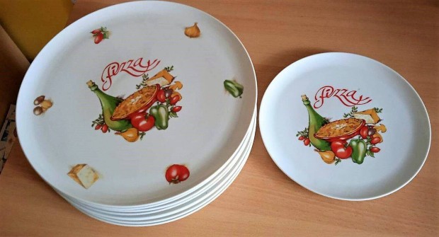 Nagy pizzás tál cseh porcelán olaszos hangulatú, össz. 9 db