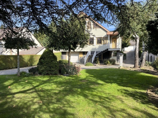 Nagykanizsa-Miklsfn 238 M2-Es Csaldi Hz Elad