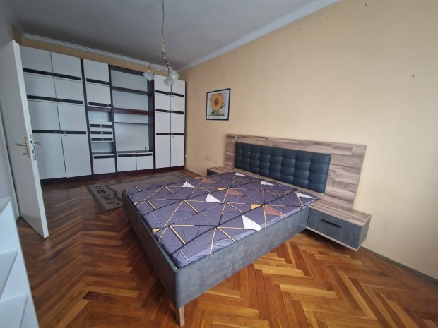 Nagykanizsa belvrosban 2 szobs cirks laks kiad 