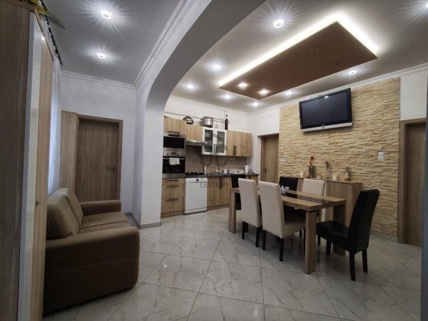 Nagykanizsai 112 nm-es h�z elad�