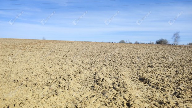 Nagykanizsai 3745 nm-es ipari ter�let elad�