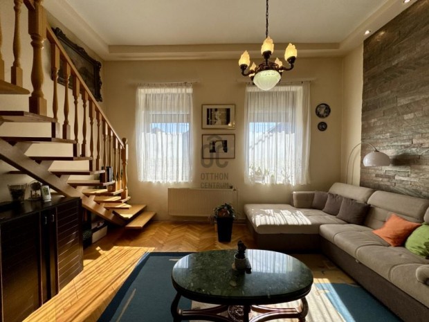 Nagykanizsai elad� 102 nm-es h�z