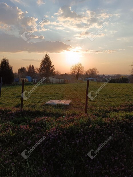 Nagykanizsai elad� 2218 nm-es telek