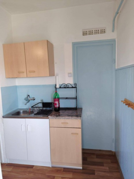 Nagykanizs�n Kiad� Lak�s Belv�ros K�zel�ben