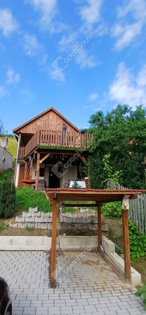 Nagykapornaki elad� 72 nm-es h�z