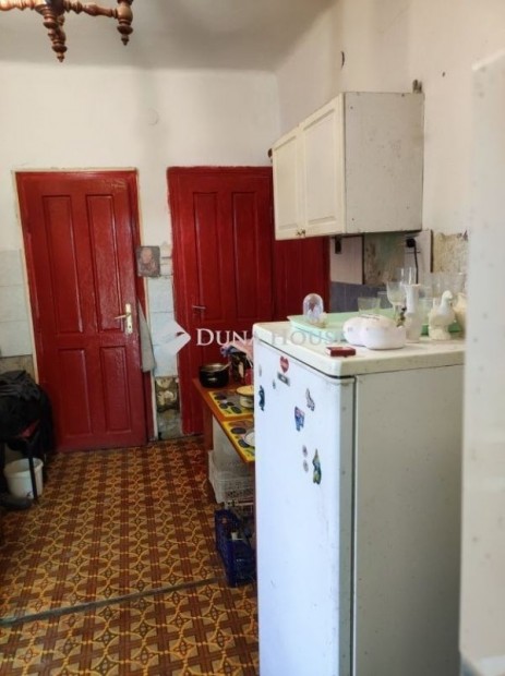 Nagyk�tai 66 nm-es h�z elad�