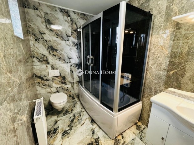 Nagyk�tai 69 nm-es h�z elad�