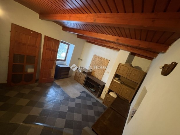 Nagyk�tai elad� 72 nm-es h�z