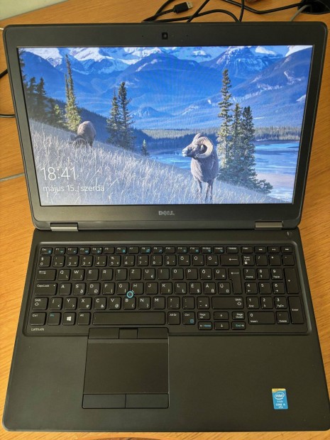 Nagykpernys Dell Latitude 5550 zleti szris laptop 1v garancia