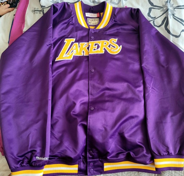 Nagymret Lakers kabt 