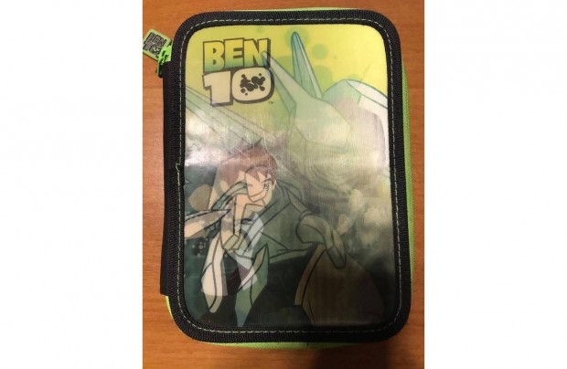 Nagymret ktszintes tolltart (hromdimenzis fedel, Ben 10 figura)