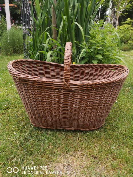 Nagymret rattan/fonott kosr 70 cm