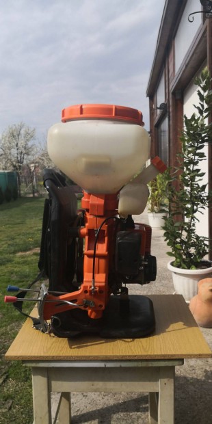 Nagynyomású motoros permetező