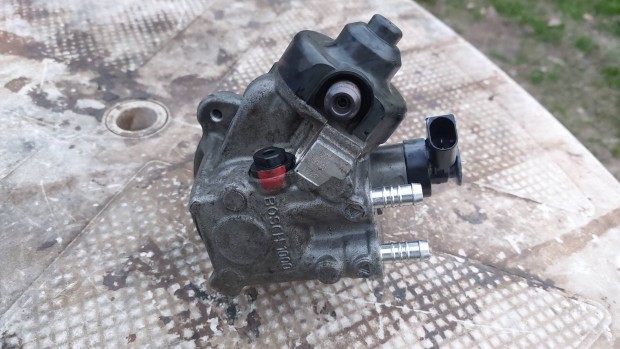 Nagynyoms szivatty crtdi 2.0 03L 130 755