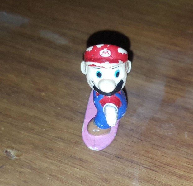 Nagyon Ritka Rgi Kinder Super Mario Figura